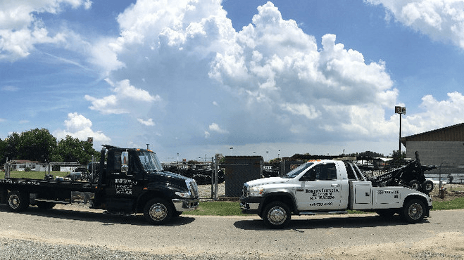 Bennett's Towing driver assisting a customer with a disabled vehicle in Eastern NC